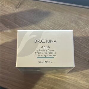 Farmasi White Skincare Moisturizer